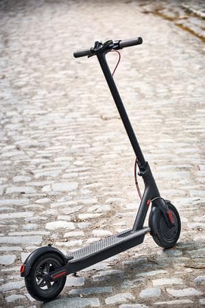 Electric Scooter Commuting Guide: Range, Weight & US Laws